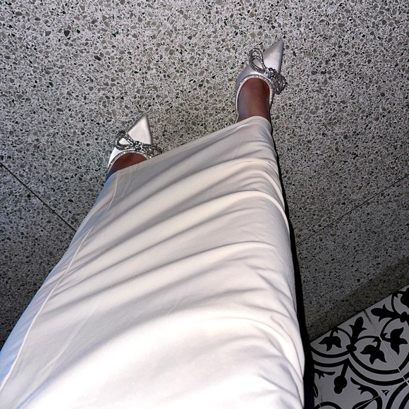 Meshki Nicha Diamante Cut Out Midi Dress - Picture 4 of 5